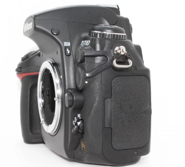 [MINT] Nikon D700 12.1MP Digital SLR Camera Black Body 2