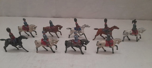 Lot Quiralu : Indien, Cheval Et Cow-boy En Plomb Creux – Soldats Anciens