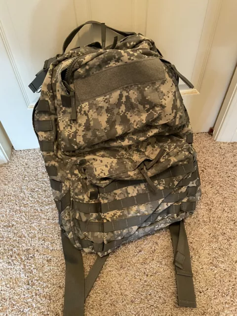 Brand NEW COMPLETE MOLLE II ACU Medium Rucksack Backpack US Military