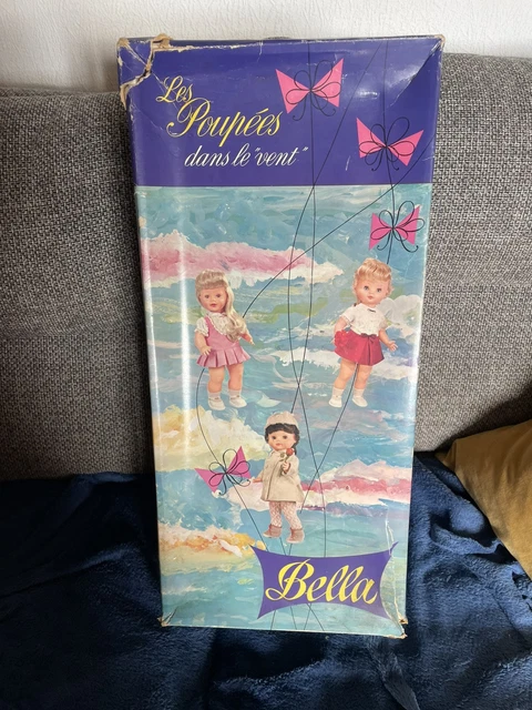 Poupée BELLA – Avec 2 Télécommandes – D'occasion