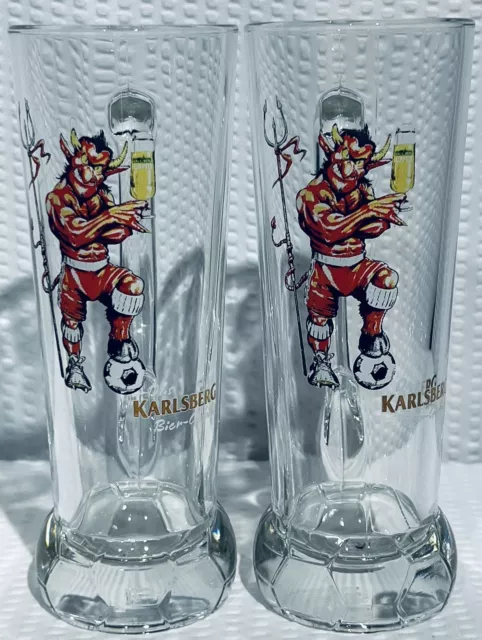 Lot Of 2 das karlsberg bier gefühl Beer Glass Mugs Tumblers Devil German ~ MINT