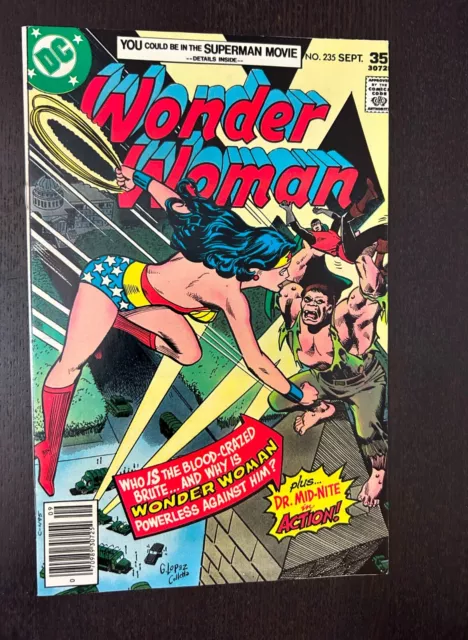 WONDER WOMAN #235 (DC Comics 1977) -- Bronze Age Superheroes -- NM-