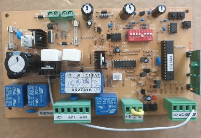 Carte électronique Pour Automatisme De Portail 12v CARTE ÉLECTRONIQUE POUR automatisme de portail réf SW200D2 d'occasion