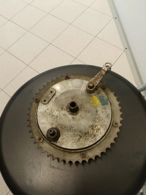 moto gilera 150 cc mozzo posteriore completo usato corona Z 49