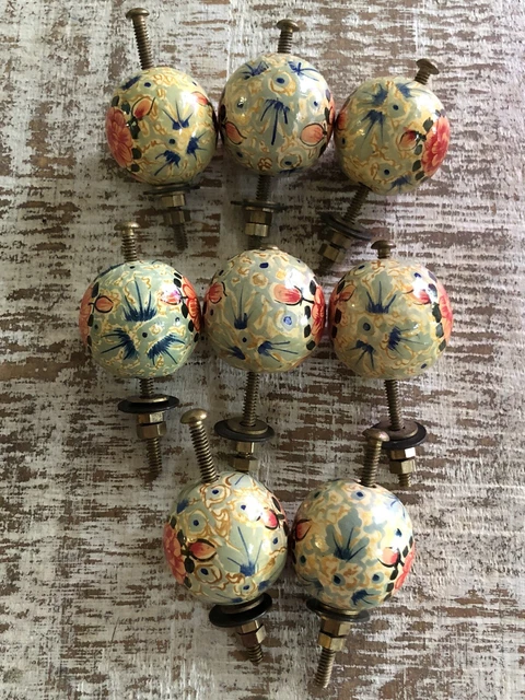 Ensemble de 8 boutons/armoire de porte floraux peints à la main avec quincaillerie en laiton Inde 2