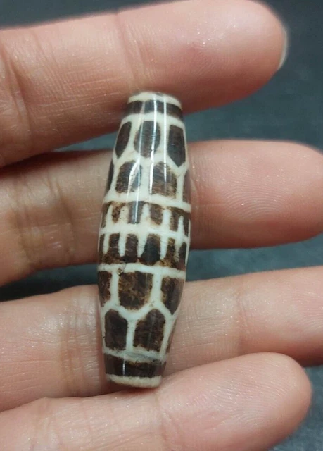 Extraordinary ! Original Ancient beehive railway pattern Pumtek Burmese Pyu Bead