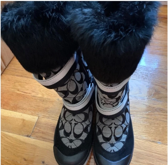 Coach snow boots best sale with rabbit fur