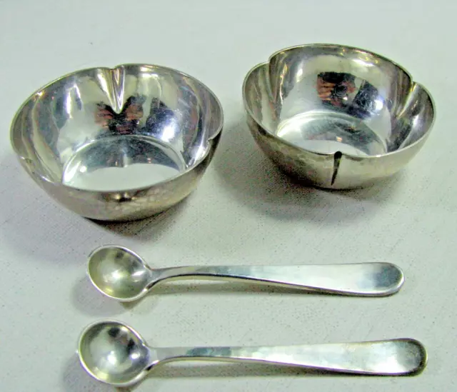 Matching set of Hammered Sterling Silver Kalo Shop Open Salts w/ matching spoons