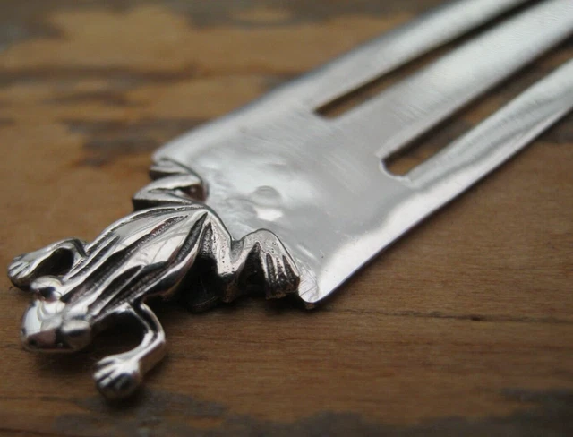 Sweet Solid Silver 925 Bookmark With A Frog / Toad Topper - Paper / Money Clip