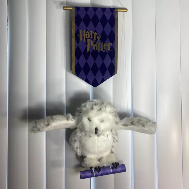 HARRY POTTER HANGING Flying Hallmark Hedwig Plush Owl Banner