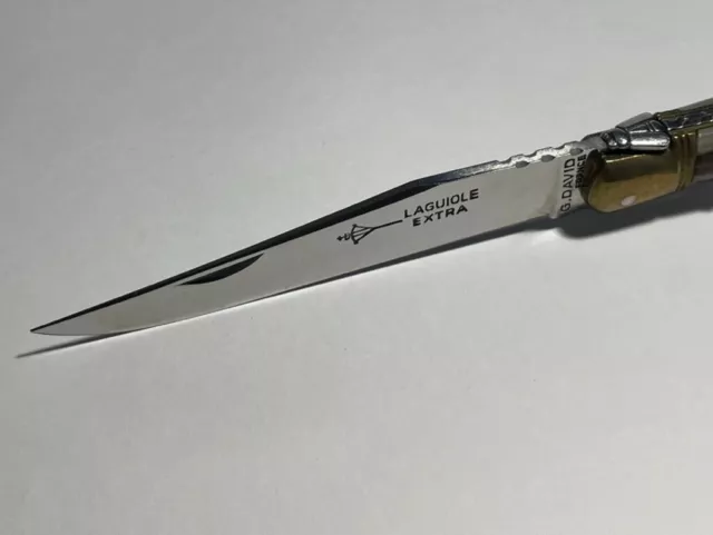 Couteau Laguiole G. David L'Arbalète manche 12 cm en bois d'Amourette