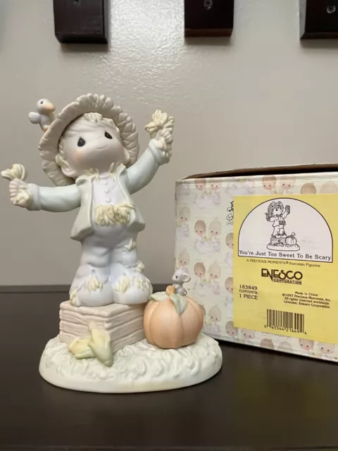 Precious Moments figurine - "You're Just Too Sweet To Be Scary" 183849 MIB