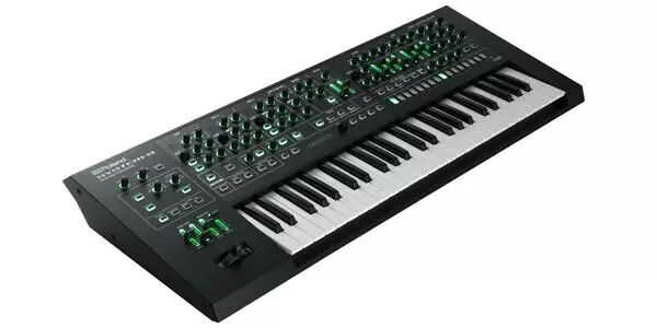 Roland Aira System-8 49 Schlüssel Analog Stecker-Ausgang Tastatur Synthesizer W/ 2