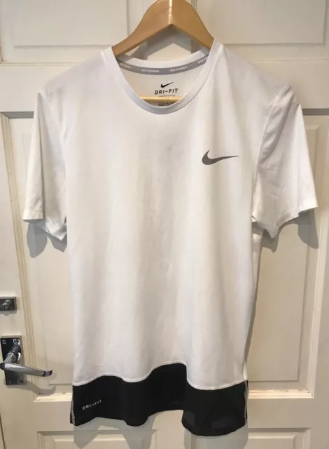 Nike Running T-shirt Medium Dri-Fit Pro Lightweight Top Men’s M40” RRP£25 VGC