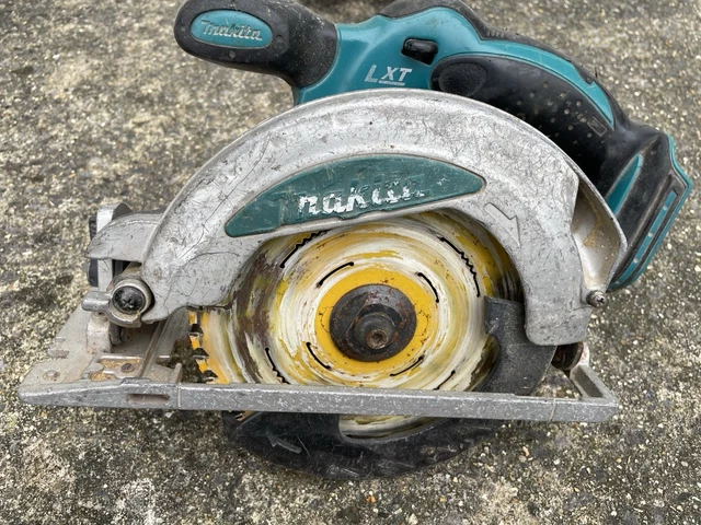 Makita DSS611 18V Li-Ion Cordless Circular Saw Skin Only 88381663014 - View #2