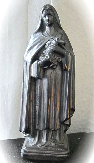 *alte weibliche heiligen darstellung theresia  gußeisen charismatisch