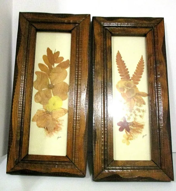 2 marcos de fotos de madera de flores secas prensadas firmados por Joan 15"" X 7""