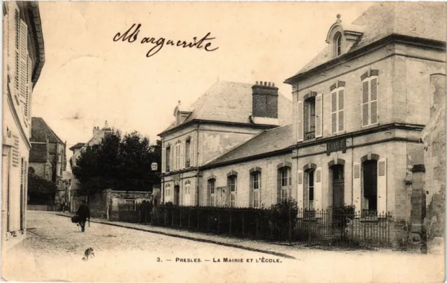 CPA Présles -La Mairie et l'École (290778)