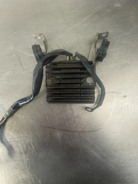 redresseur regulateur   pour 50 cv honda 4 tps carbu
