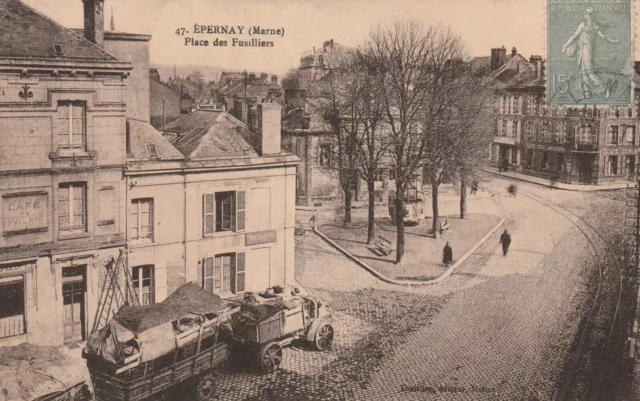 CPA 51 EPNAY (Marne) Place des Fusilliers