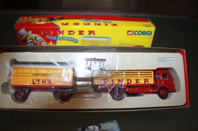 CORGI 72918 SIMCA Cargo porte barrières avec remorque Lynx cirque