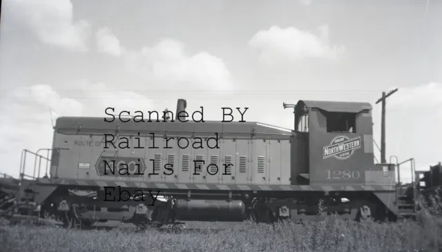 Lot of 5 1940s 1950s Original Railroad Photo Negatives Chicago & Northwestern 3