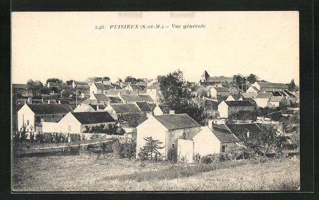 CPA Puisieux, Vue générale, Blick über die Dächer der Ortschaft