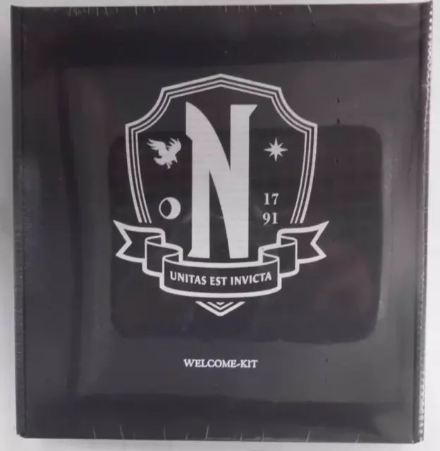 Panini Wednesday Nevermore Academy Welcome Kit: Broschüre 50 Karten Postkarten & mehr