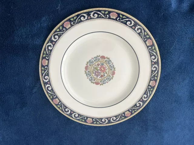 WEDGWOOD England RUNNYMEDE DARK BLUE W4472  Dinner Plates 10 3/4