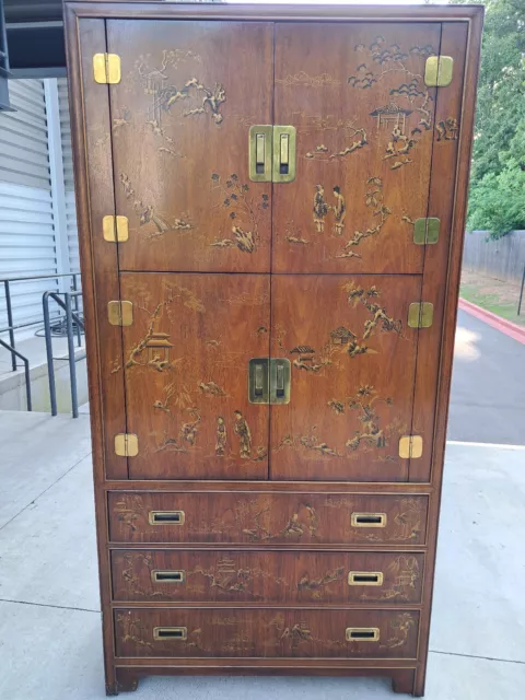 Vintage Rare Chinoiserie Asian Drexel Heritage Armoires Cabinets in Wood, a Pair