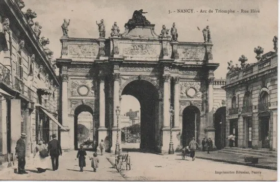 CPA - NANCY - Arc de Triomphe - Rue Héré