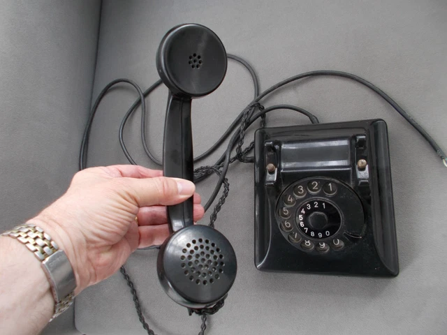 VINTAGE BLACK BAKELITE Rotary Dial Telephone Made In Germany Untested £ ...