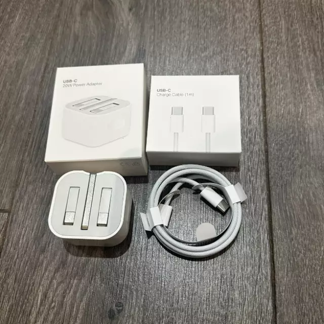 Chargeur Rapide 25w USB-C + Câble USB-C Blanc pour iPhone 15 Pro