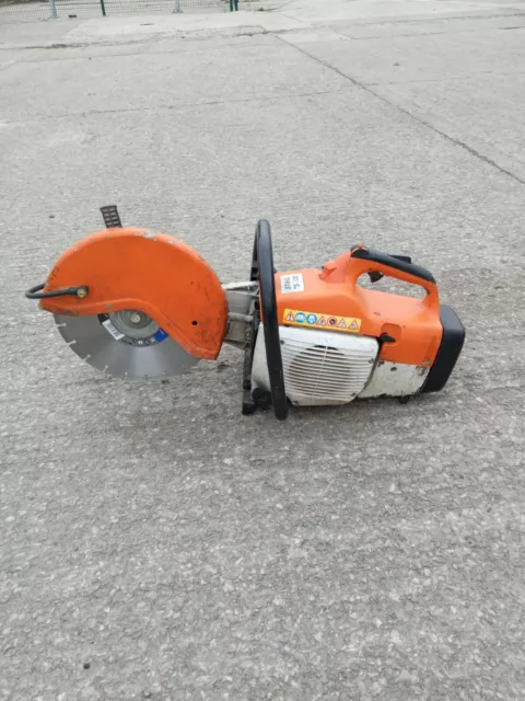 STIHL TS400 2 STROKE PETROL CUT OFF SAW (c/w New Diamond Blade)