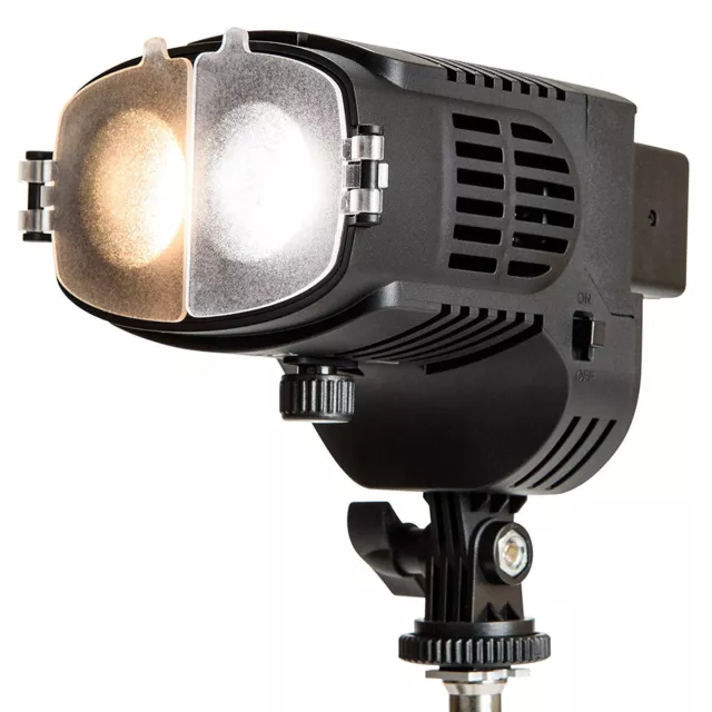 NanGuang CN-20FC 542-LM 95-CRI Lightweight and Small LED Fresnel Light - Black