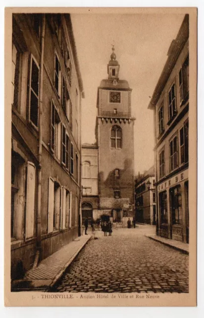 THIONVILLE - Moselle - CPA 57 - le Café de la rue Neuve