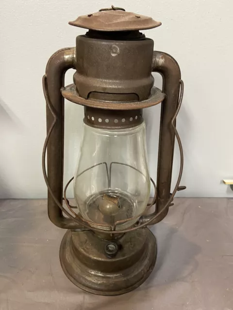 Vintage Ct Ham Mfg Co-No 2 Lantern