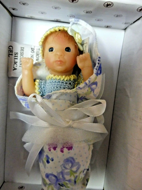 Ashton Drake/ Dorothy Steven  So Truly Real "Happy As A Lark" With Coa & Box