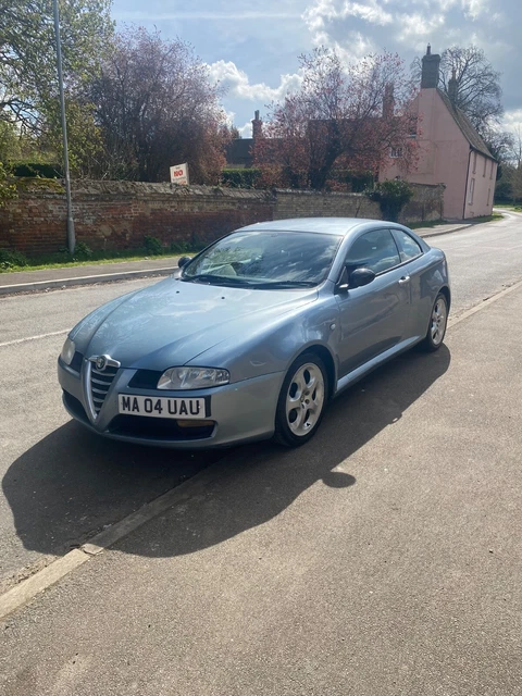 Alfa Romeo GT 2.0 JTS