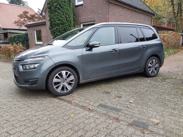 Citroën Grand C4 Picasso BlueHDi 120 Exclusiv - 7-Sitzer - Diesel - AHK - HU neu