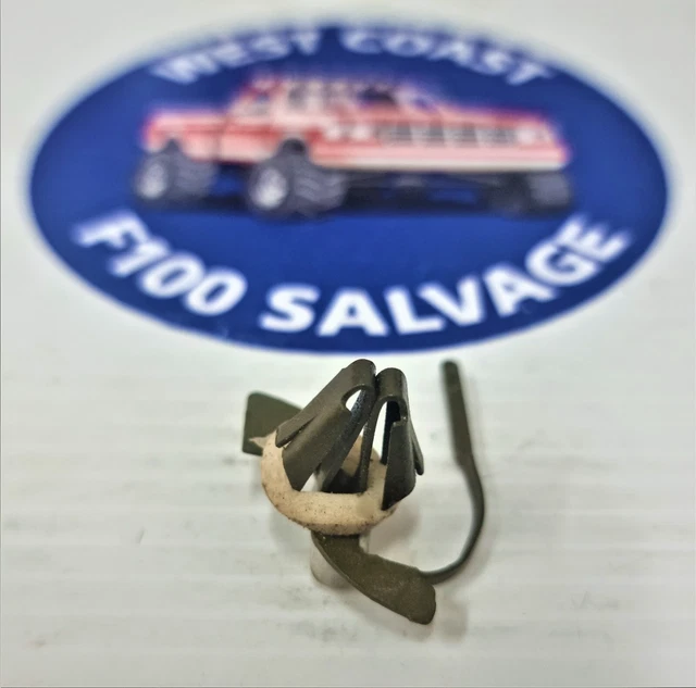 74-80 FORD F100 Parts Xlt Mould Spring Clip Pressed Metal For Race ...