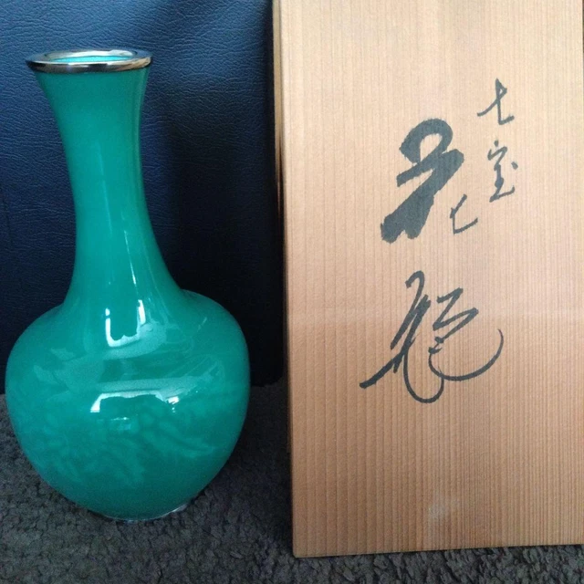CLOISONNE ware Vase H 9.8 inch Flower pattern emerald green Japanese art