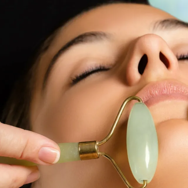 Jade Roller Face Massager Beauty Facial Neck Eye Body Anti Ageing Tool