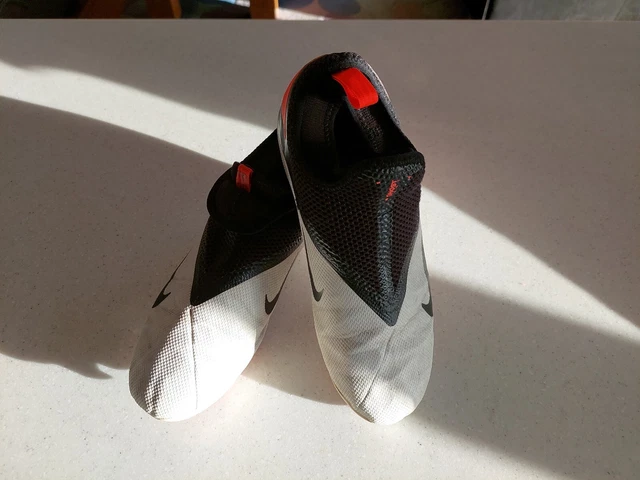 Nike Phantom Ghost VSN football boots size UK 5 (eu 38) Multiground