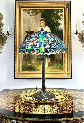 Lamp Large Tiffany Style Stained Glass on Metal  Vintage Table / Desk Lighting