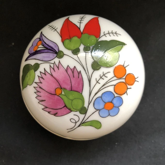 VTG Kalocsa Floral Trinket Box Flowers Folk Art Handpainted Hungary Hungarian