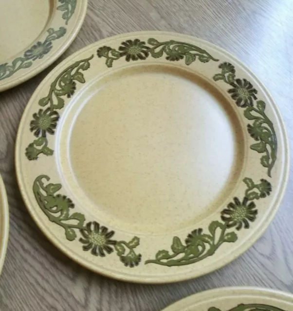 Vintage Kiln craft Celtic green luncheon plates 9" ironstone look unused superb