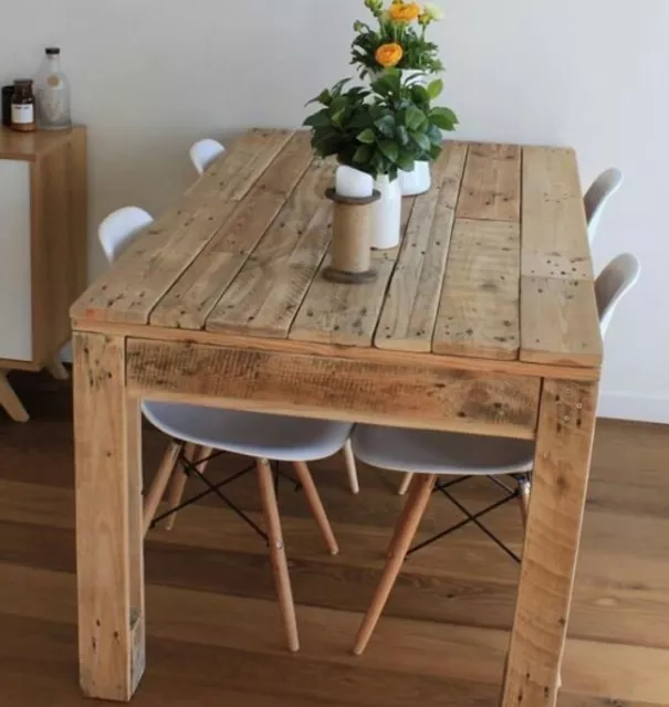 Tavolo in legno massello realizzato con recupero bancali 120x80