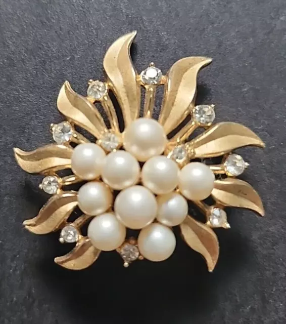 Crown Trifari Gold Tone Brooch Faux Pearls & Rhinestones Signed