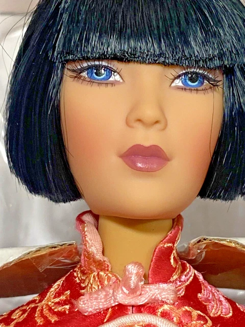 Madame Alexandar doll のJadde lee MADAME ALEXANDER 16